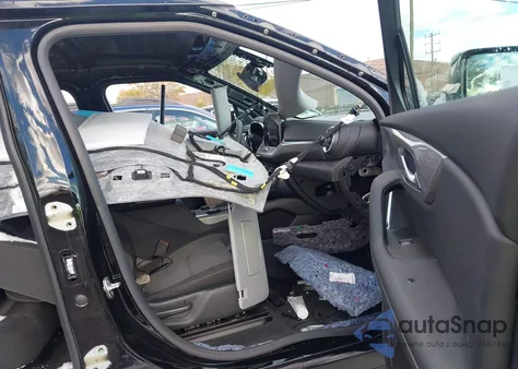 2023 Chevrolet Blazer Awd 2Lt from USA, damaged, VIN 3GNKBHR42PS222086